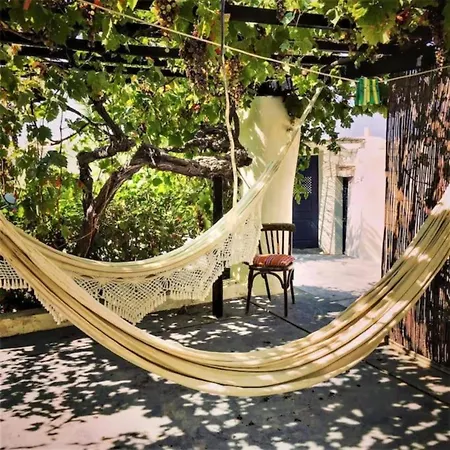 Wineryhouse Where Dreams Live * Foinikia (Santorini)