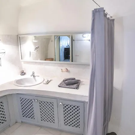 Wineryhouse Where Dreams Live Villa Foinikia (Santorini)